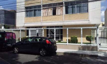 Viva com amplitude e conforto no coração de Aracaju! Apartamento no Edifício Liberdade, em frente à Praça Camerino.
