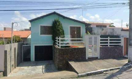 Casa com 4 quartos para alugar na Avenida Desembargador João Bosco de A. Lima, Atalaia, Aracaju