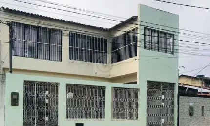 Casa Residencial à Venda – Bairro José Conrado de Araújo