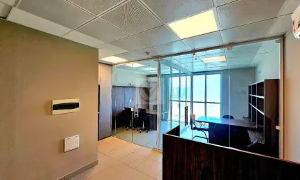 Sala comercial para alugar na Avenida Doutor José Machado de Souza, Jardins, Aracaju