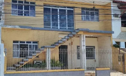 Casa formidável para sua empresa ou negócio. No coração do bairro São José.