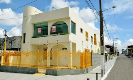 Casa comercial à venda na Avenida Desembargador Maynard, Cirurgia, Aracaju