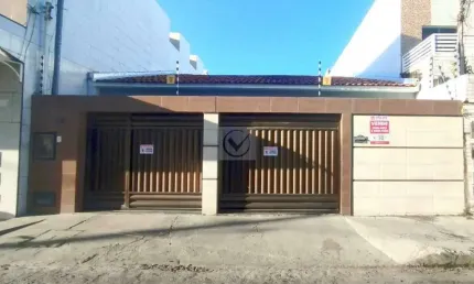 Casa com 3 quartos à venda na Rua Arnaldo Maciel de Andrade, Farolândia, Aracaju