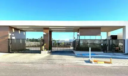Casa no Marine Residence: Seu Novo Lar com Conforto e Lazer Completo