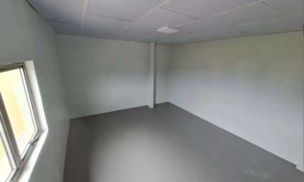 Alugo galpao 1.700m2 Distrito 1 com 08 de Pe direito