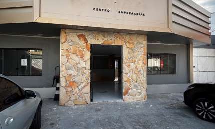 ALUGO PONTO COMERCIAL COM 05 SALAS COM ESTACIONAMENTO NO VIEIRALVES