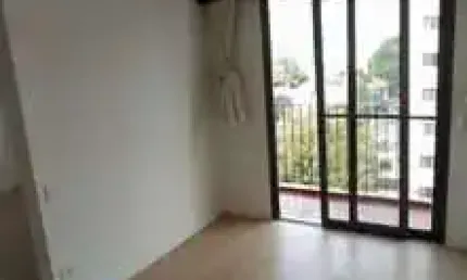 Apartamento para venda possui 50 metros quadrados com 2 quartos