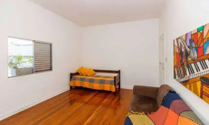 Casa para venda possui 120 metros quadrados com 2 quartos em Ipiranga - São Paulo - SP