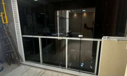 Apartamento  locação com 3 dormitórios sendo 1 suíte na Aldeia de Barueri