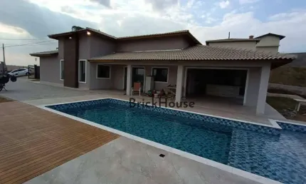 Casa com 3 dormitórios à venda, 220 m² por R$ 1.480.000,00 - Zona Rural - Mairinque/SP