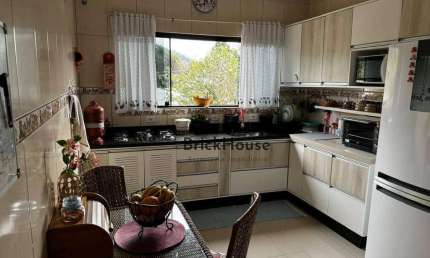 Casa com 3 dormitórios à venda por R$ 590.000 - Jardim Carambeí - São Roque/SP