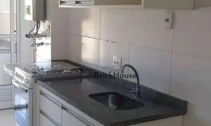 Apartamento com 3 dormitórios à venda, 61 m² por R$ 480.000,00 - Jardim Carambeí - São Roque/SP