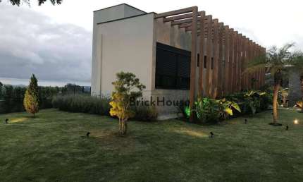 Casa com 3 dormitórios à venda, 215 m² por R$ 1.600.000 - Residencial Ponderosa - São Roque/SP