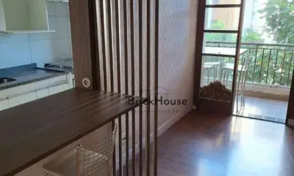 Apartamento com 3 dormitórios à venda, 61 m² por R$ 550.000,00 - Jardim Carambeí - São Roque/SP