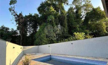 Casa com 4 dormitórios à venda, 331 m² por R$ 1.600.000,00 - Condomínio Vila di Roma - São Roque/SP