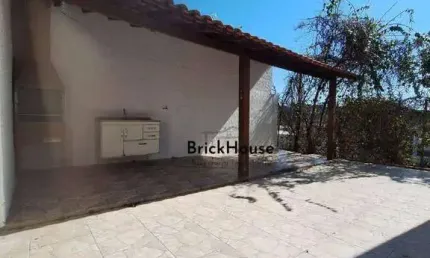 Casa com 3 dormitórios para alugar, 120 m² por R$ 3.370,00/mês - Taboão - São Roque/SP