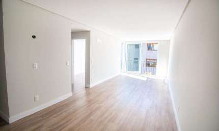 Apartamento 02 Dorm. à venda no Bairro Centro com 71 m² de área privativa - 1 vaga de garagem