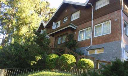 Casa 05 Dorm. à venda no Bairro Planalto com 700 m² de área privativa - 5 vagas de garagem