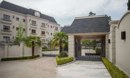 Apartamento 03 Dorm. à venda no Bairro Bela Vista com 215 m² de área privativa - 2 vagas de garagem