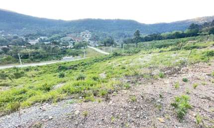 Terreno à venda no Bairro Várzea Grande com 375 m² de área privativa