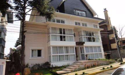 Apartamento 02 Dorm. à venda no Bairro Centro com 147 m² de área privativa - 2 vagas de garagem