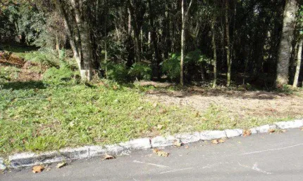 Terreno à venda no Bairro Villagio com 980 m² de área privativa