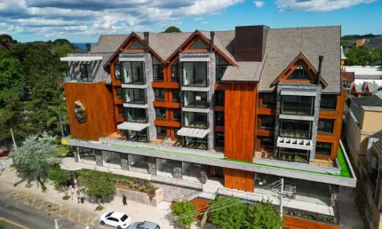 Apartamento 02 Dorm. à venda no Bairro Centro com 62 m² de área privativa - 1 vaga de garagem