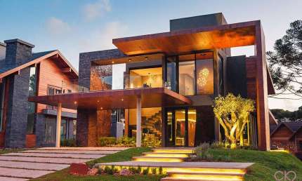 Casa 04 Dorm. à venda no Bairro Aspen Mountain com 588 m² de área privativa - 2 vagas de garagem
