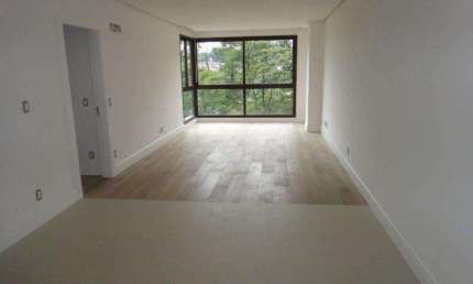 Apartamento 03 Dorm. à venda no Bairro Bavária com 104 m² de área privativa - 2 vagas de garagem