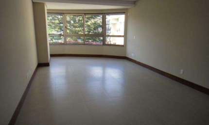 Apartamento 03 Dorm. à venda no Bairro Centro com 162 m² de área privativa - 2 vagas de garagem