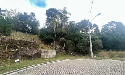 Terreno à venda no Bairro Terras Altas com 670 m² de área privativa