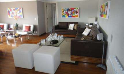 Apartamento 03 Dorm. à venda no Bairro Avenida Central com 160 m² de área privativa - 2 vagas de garagem