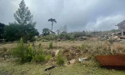 Terreno à venda no Bairro Terras Altas com 740 m² de área privativa