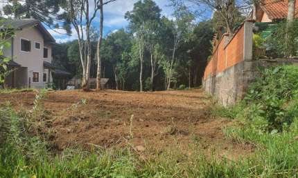 Terreno à venda no Bairro Avenida Central com 600 m² de área privativa