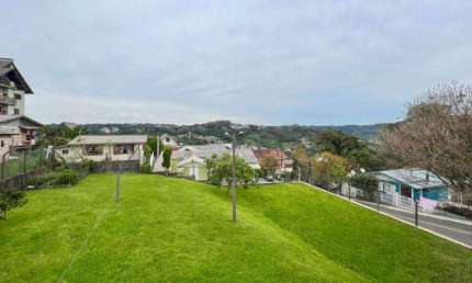 Terreno à venda no Bairro Floresta com 275 m² de área privativa