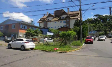 Terreno Comercial à venda no Bairro Floresta com 384 m² de área privativa