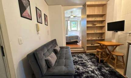 Apartamento 01 Dorm. à venda no Bairro Bavária com 28 m² de área privativa - 1 vaga de garagem