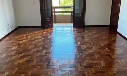 Apartamento 03 Dorm. à venda no Bairro Centro com 100 m² de área privativa