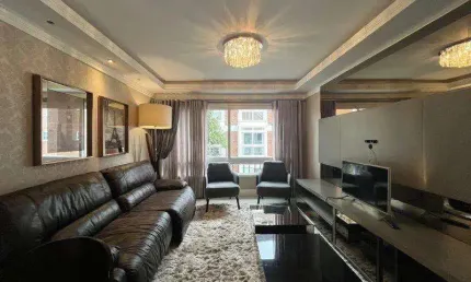 Apartamento 02 Dorm. à venda no Bairro Centro com 81 m² de área privativa - 1 vaga de garagem
