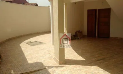 Sobrado com 3 dormitórios para alugar, 164 m² por R$ 4.362,90/mês - Parque Jaçatuba - Santo André/SP