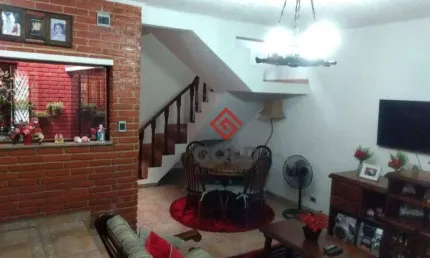 Casa com 3 dormitórios à venda, 250 m² por R$ 680.000,00 - Parque Capuava - Santo André/SP