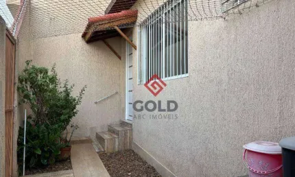 Sobrado com 3 dormitórios para alugar, 110 m² por R$ 3.140,00/mês - Vila Lucinda - Santo André/SP