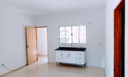 Apartamento com 02 dormitorios  no Parque Edu Chaves