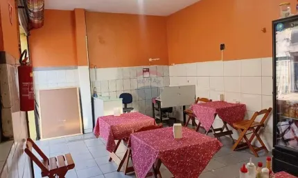 'Restaurante Reformado Passa Ponto em Local Estratégico Próximo da Praça Oito de Dezembro Guarulhos'
