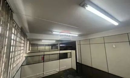 Barracão / Galpão / Depósito à venda na Rua Piratininga, 672, Brás, São Paulo