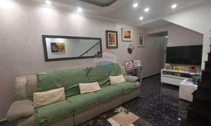 Lindo Sobrado à Venda no Jardim Adriana – 3 dorm (1 suite) 2 vagas