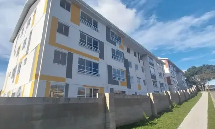 Apartamento com churrasqueira santa candida condomínio clube