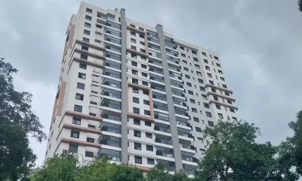 Belíssimo apartamento no Visionist Cabral 3 quartos sendo 1 suíte e 2 vagas