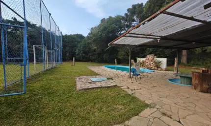 Chácara / sítio com 3 quartos à venda na Rua Canadá, 01, Jardim das Graças, Colombo
