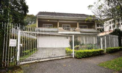 Melhor oportunidade de casa no Alto da XV com Cristo Rei